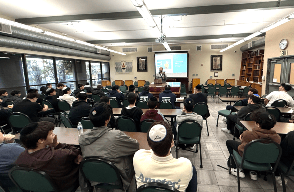 Professor Teaches Students On Dangers of&nbsp;Addiction